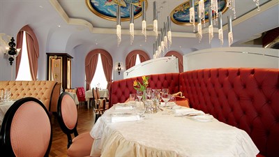 Luxury of yesteryear: Le Grand Cafè Ekaterinburg